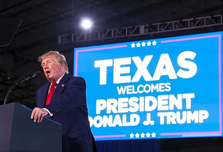Trump promotes oil production in Texas, where Democrats dream of breakthrough