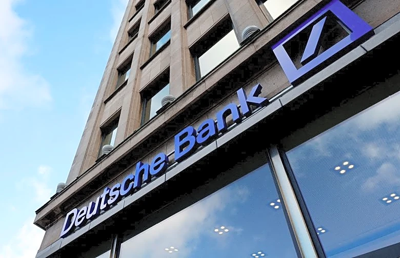 European banks beat profit forecasts, Brazil overshadows Santander