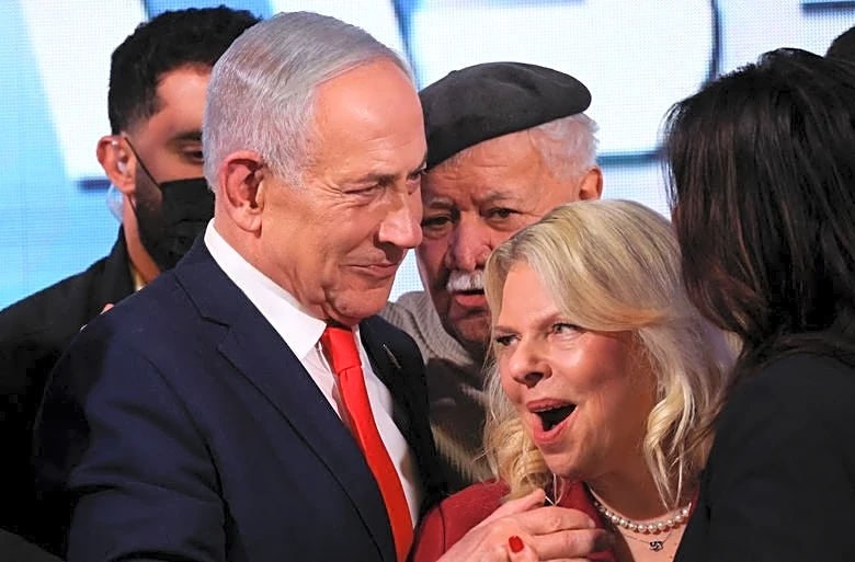 Analysis-Israel's election gives survivor Netanyahu a path to keep power