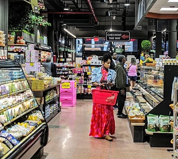 Robust consumer spending, AI-related investment power US economy in third quarter