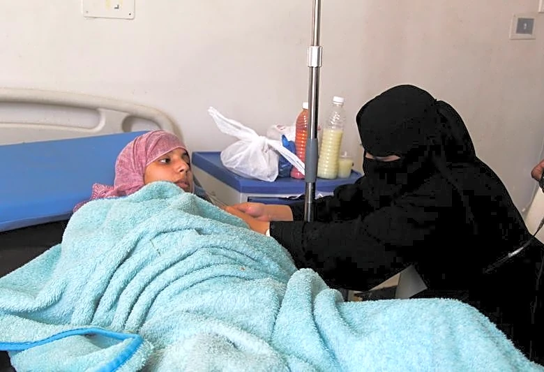 Yemen's hospitals buckle as fighting escalates