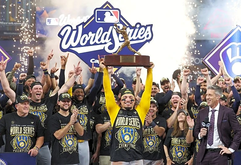 Baseball-End of World Series sends MLB into high-stakes offseason as lockout looms