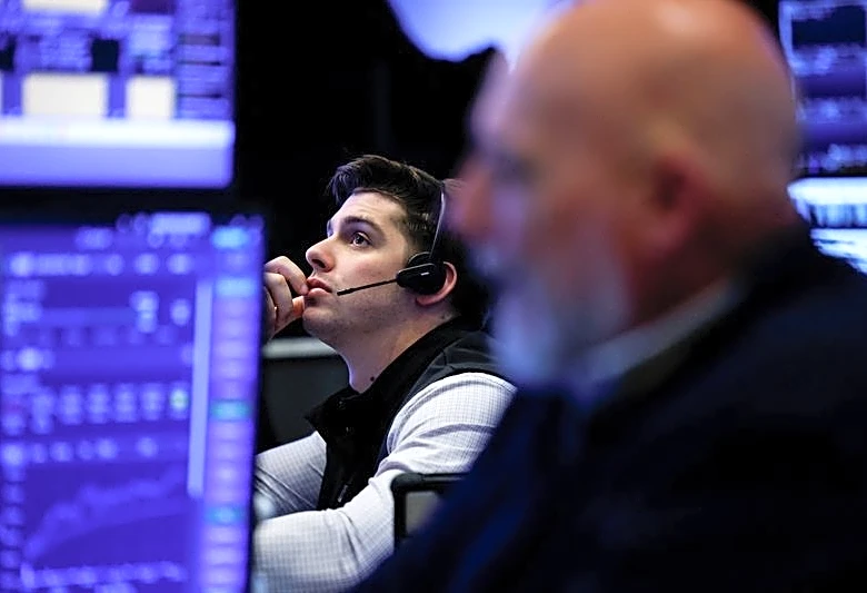 Wall Street ends lower as Alphabet revenue miss revives AI capex jitters