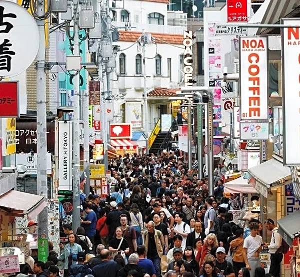 Tokyo core inflation exceeds BOJ target in October