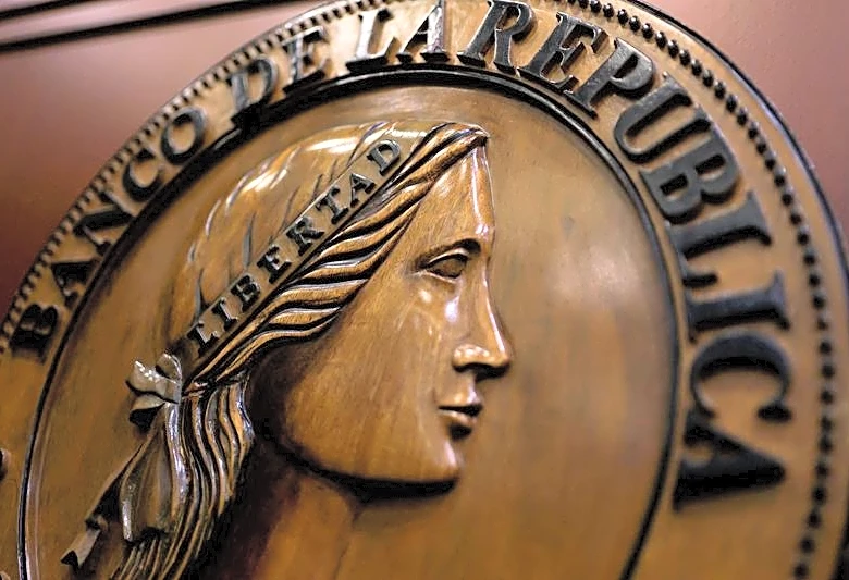 Colombia central bank seen hiking rates on Friday, though hold not ruled out
