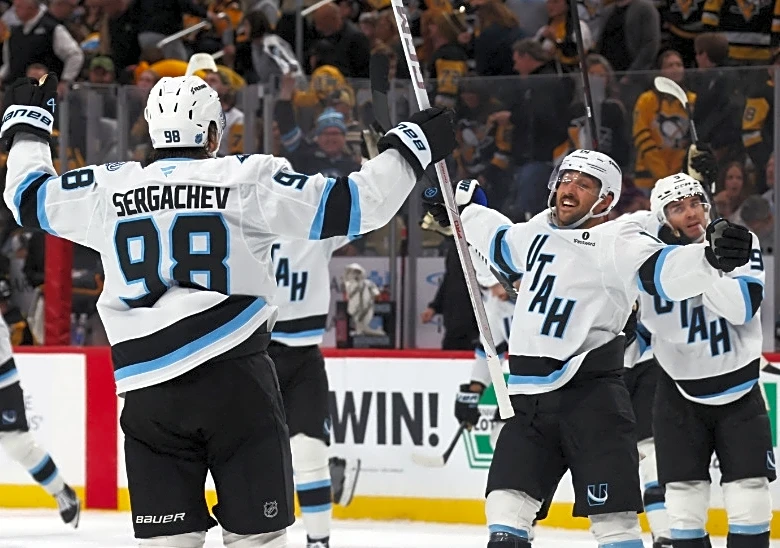 NHL roundup: Mammoth stun Penguins in OT after last-second goal