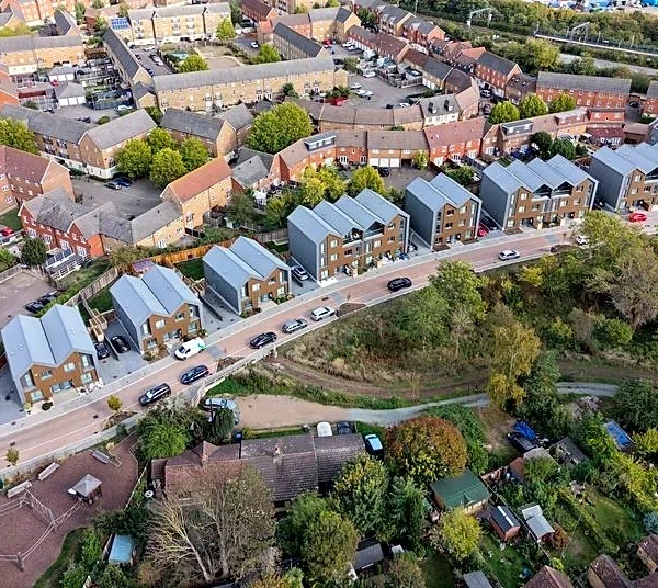 UK house price growth slows to lowest since January 2024