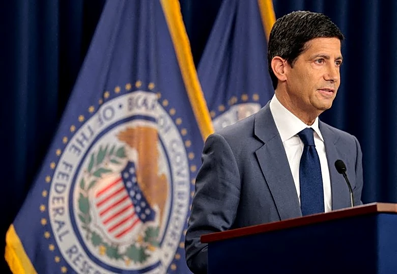New economic data challenges Fed chief's not-too-hot perspective