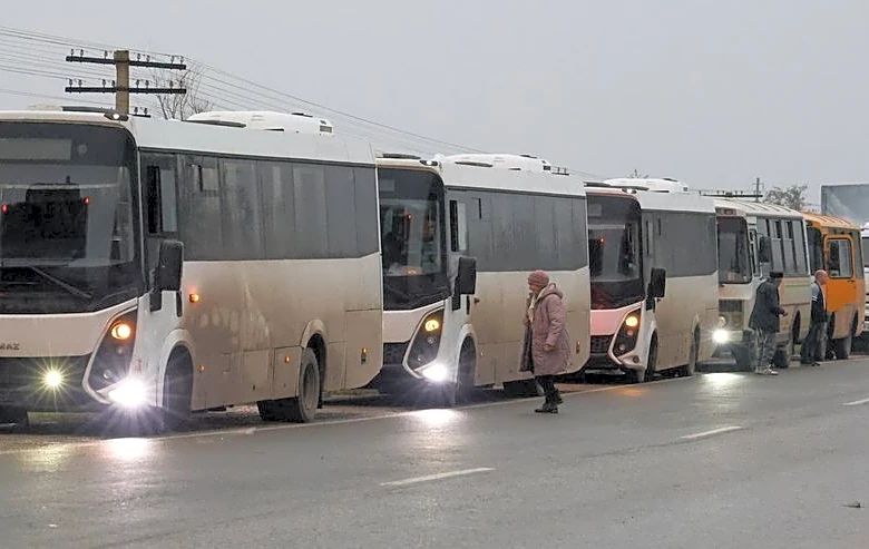 Explainer-Why is the evacuation of Oleshky by Russia and Ukraine happening now?