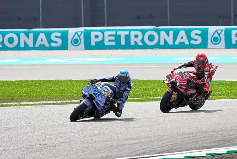 Motorcycling-Acosta wins Malaysian GP sprint, Marc Marquez extends championship lead