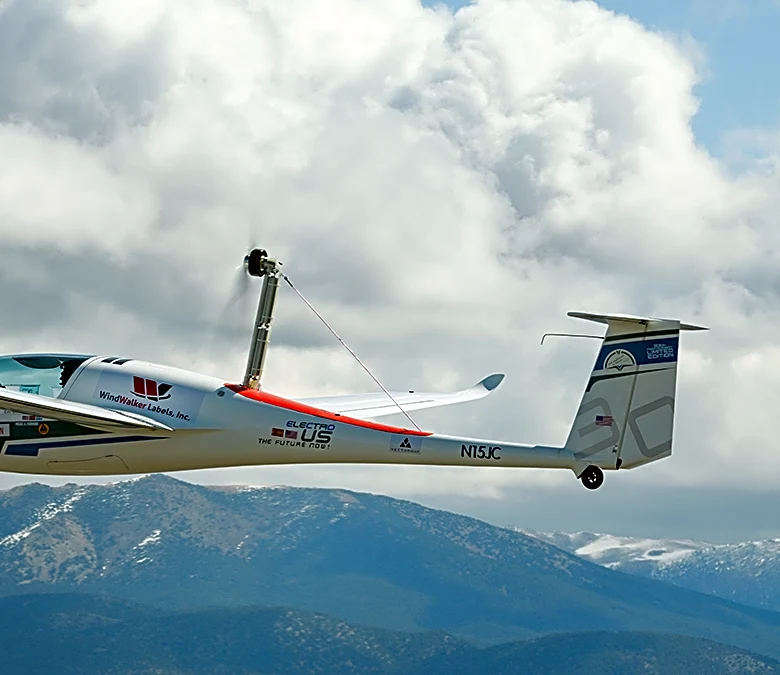 This Electric Aircraft Is the First to Take Flight Using Solid-State Batteries
