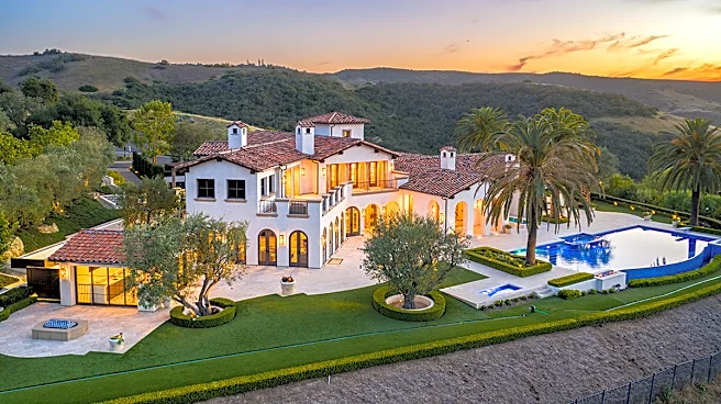 Inside a $38.5 Million Estate in One of Orange County’s Top Golf Communities