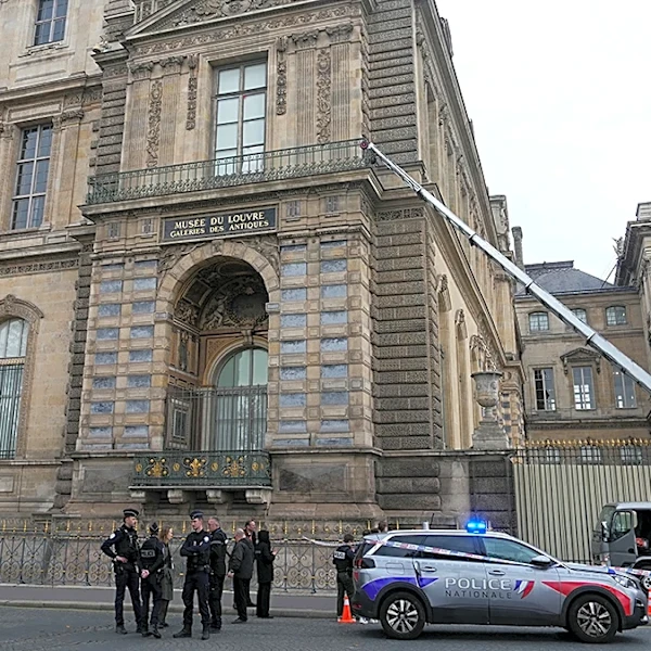 The Louvre Jewelry Heist’s Suspects Say a ‘Mysterious Sponsor’ Recruited Them