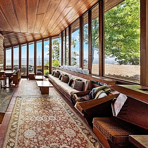 The Only Frank Lloyd Wright Residence in Tennessee Lists for $1.6 Million