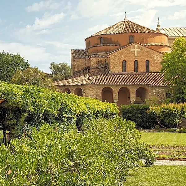 Inside the Cipriani Family’s Revamped Hotel Perched on the Venetian Lagoon