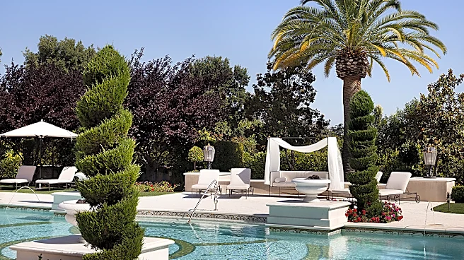 100 Palm Hill Lane in Photos