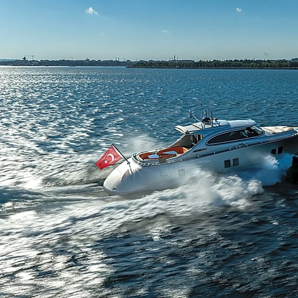 Zeelander’s Newest 48-Foot Yacht Is Bentley on the Outside, Hermès on the Inside