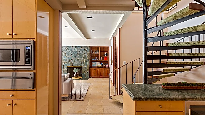 Hezlep House in Photos