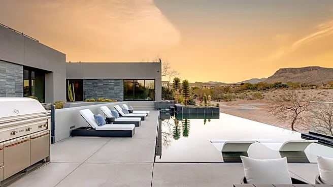 20 Soaring Bird Court in Photos