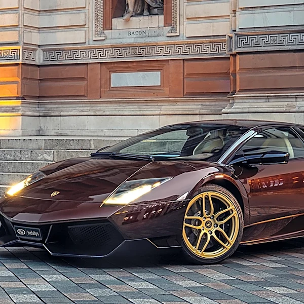 The Lamborghini Murciélago Believed to Be the Marque’s Last V-12 Stick Shift Is Headed to Auction