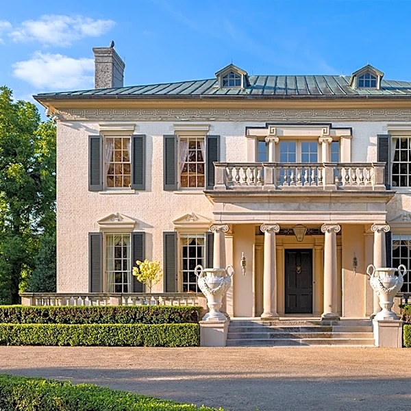 The Family of Ryanair’s Cofounder Lists a Historic Kentucky Horse Farm for $57.5 Million