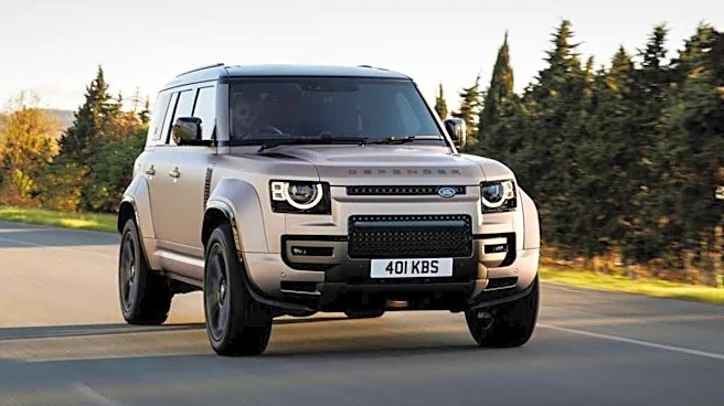 Land Rover’s All-Electric Defender Has Been Delayed Until the 2030s: Report