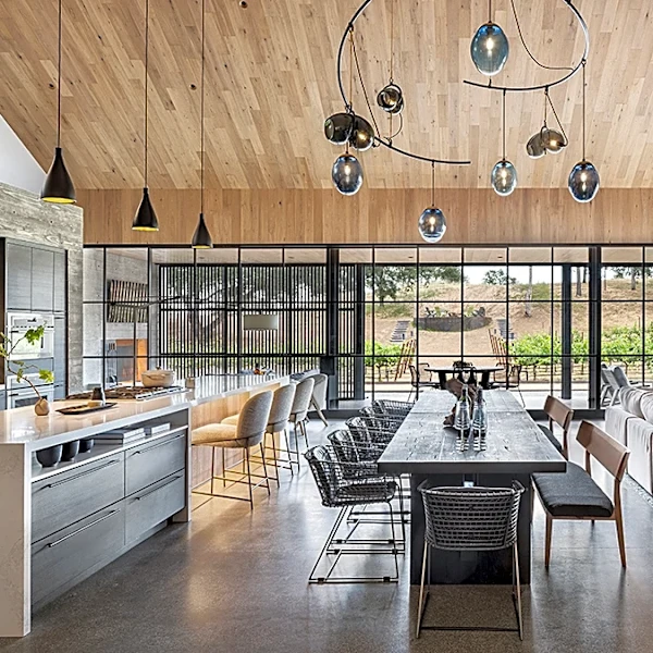 This Storage Barn on a California Vineyard Was Transformed Into a Modern Lakeside Retreat