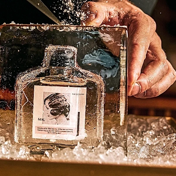 Why Bars Across the Globe Are Serving Their Martinis Colder Than Ever