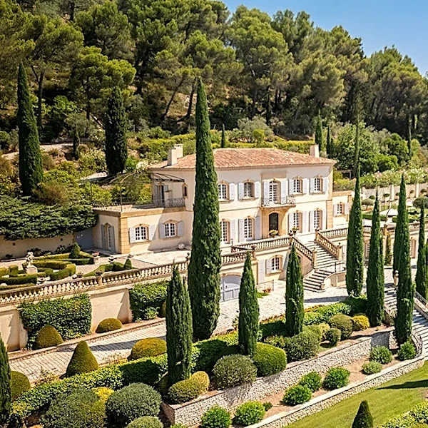 This $17.5 Million Mansion in France Looks Out Over Cézanne’s Favorite Mountain