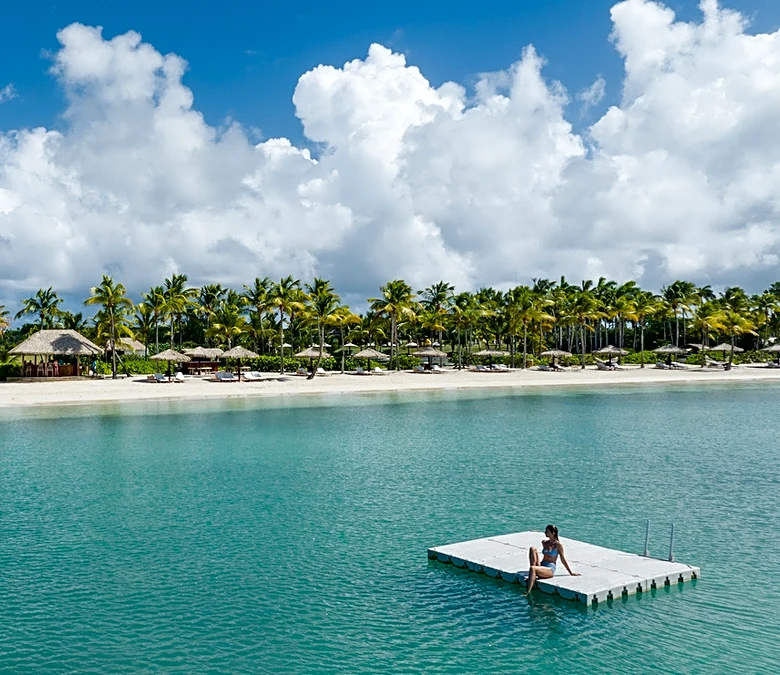 Want to Spend the Holidays at Your Favorite 5-Star? Be Prepared to Stay There Two Weeks.