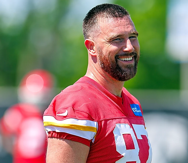 Travis Kelce Bought a Lakefront Estate Near Cleveland for $5.35 Million