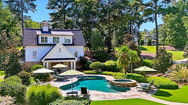 1581 Lighthouse Circle in Photos