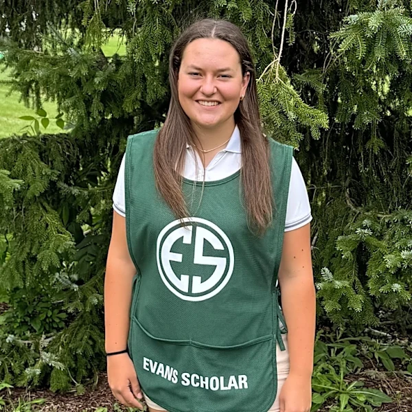 Oak Hill caddie earns scholarship worth more than $125K