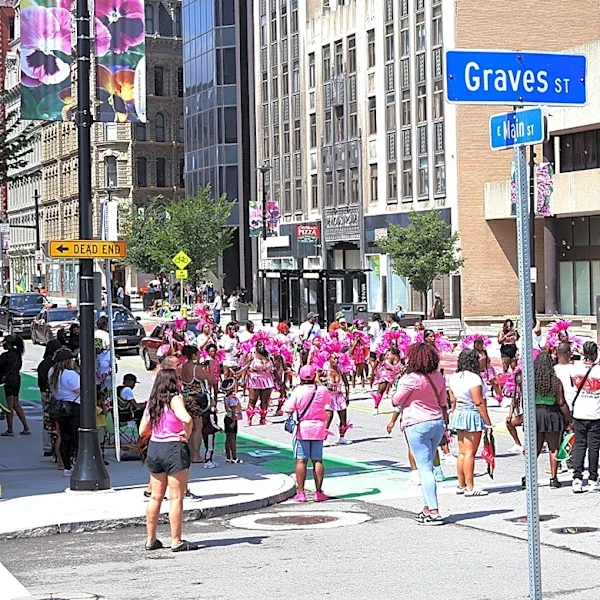 Carifest draws throngs to Martin Luther King Jr. park for music, dance