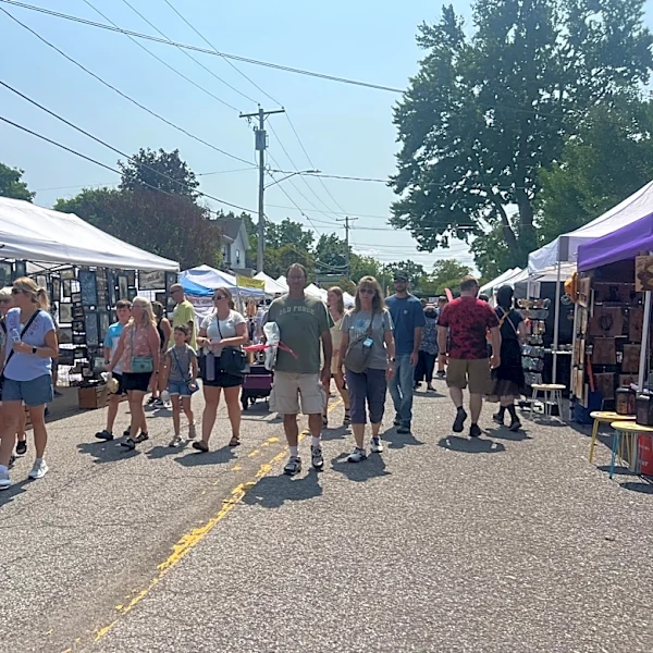 Brockport holds first Arts Festival since lift bridge reopening