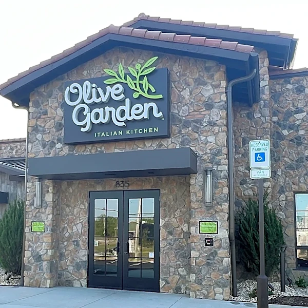 Olive Garden brings back the Never-Ending Pasta Bowl
