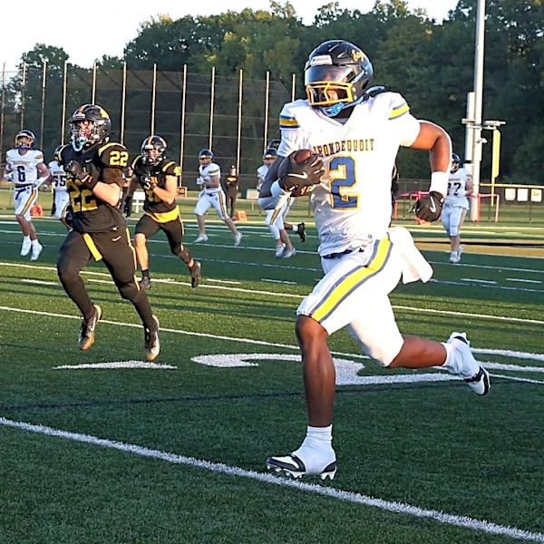 A year after a broken leg, Irondequoit receiver made quite a return