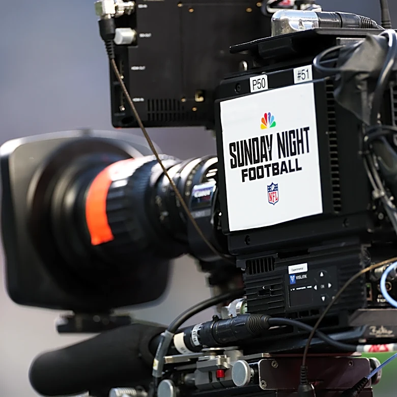 Is there Sunday Night Football tonight? Who plays, time, TV channel