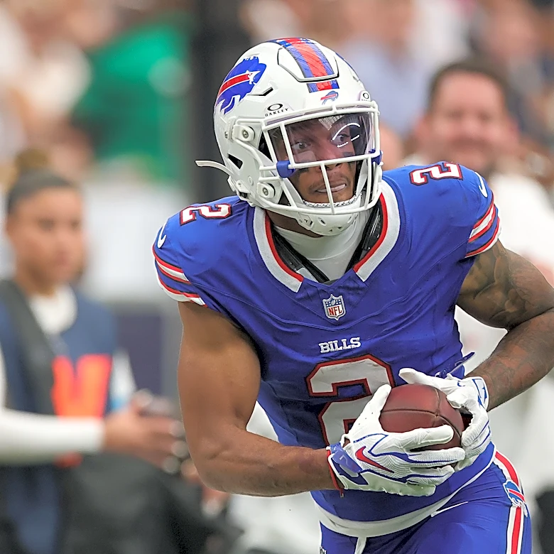 DJ Moore injury update: Bills WR down after landing on shoulder vs. Lions
