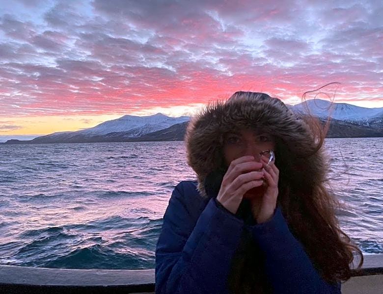 If the world were ending, drink tea, Fringe artist says | Exclusive