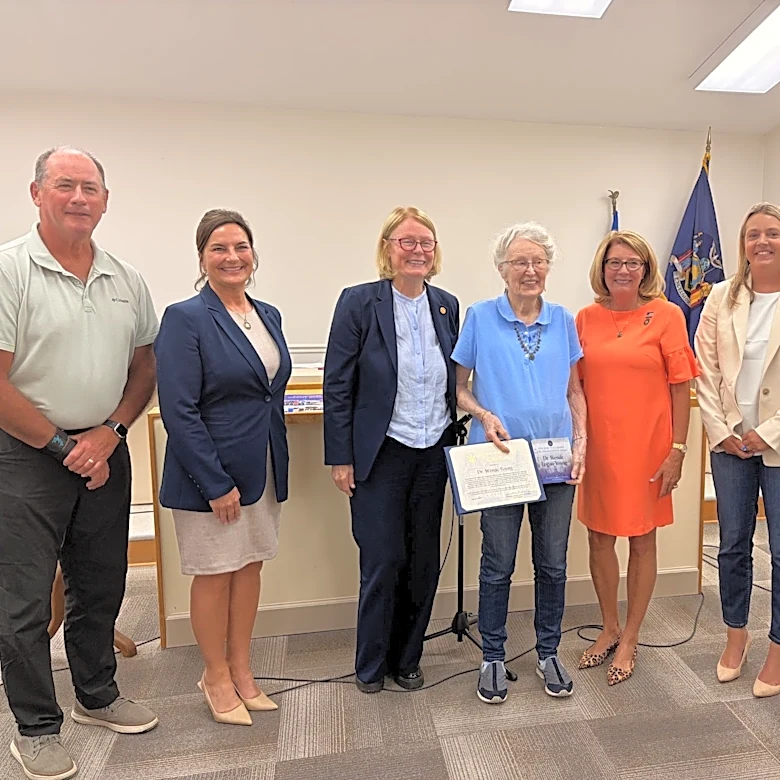 Breast care pioneer Wende Logan Young honored by NY Senate