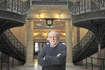 A familiar Rochester voice is turning the page