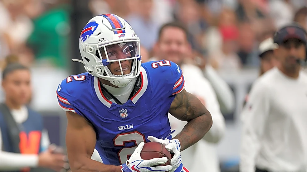 Is D.J. Moore playing today? Latest on Bills wide receiver for Week 6