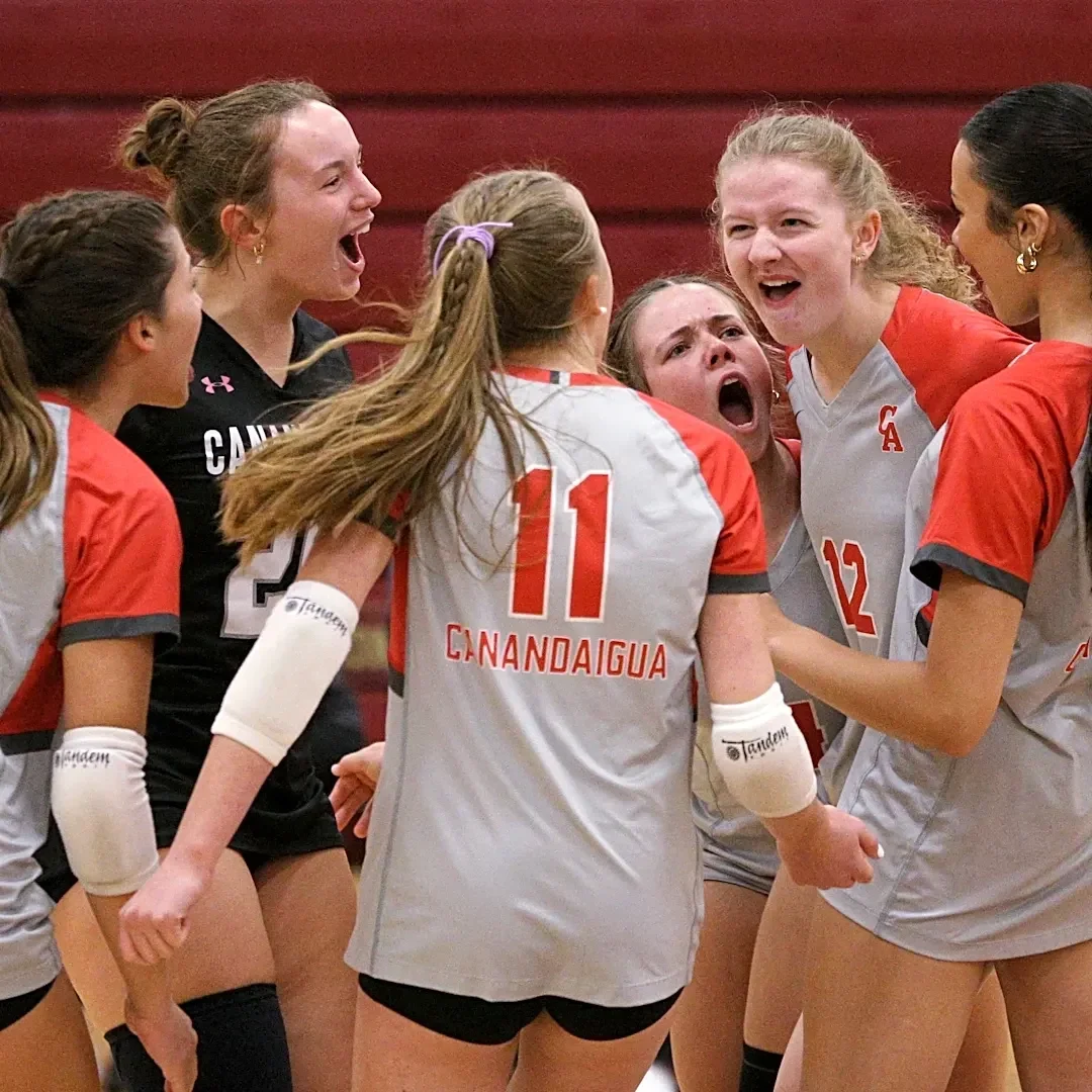 Which girls volleyball teams made final state rankings before Section V playoffs?