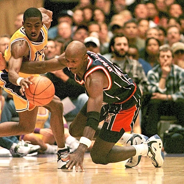 Houston Rockets jersey history No. 22 - Clyde Drexler (1995-98)