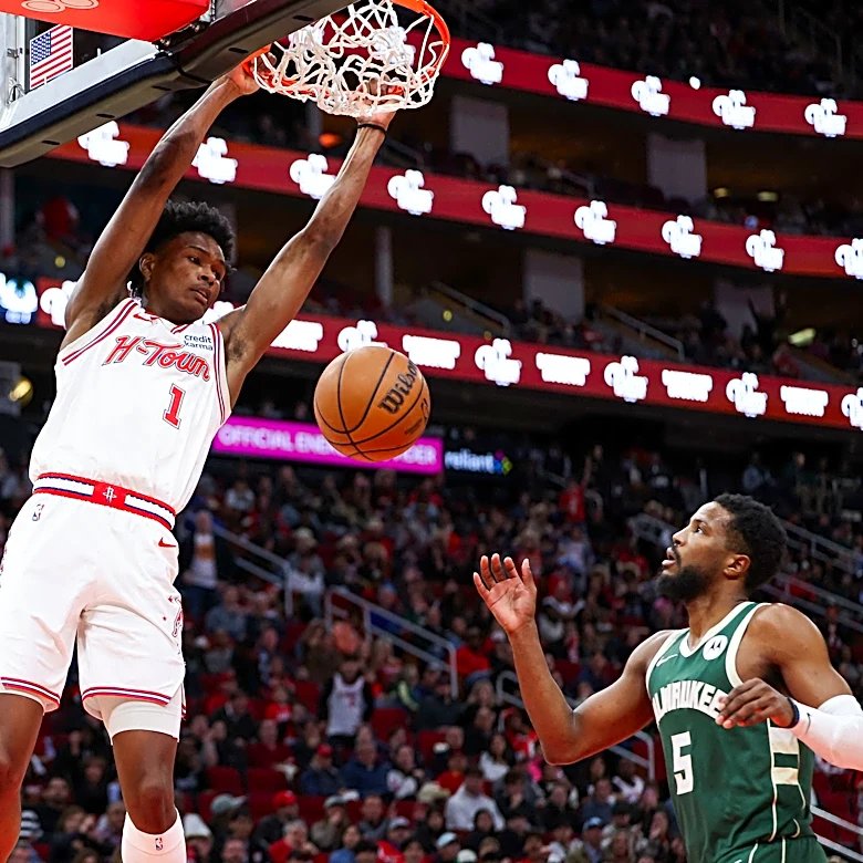 You won't believe this crazy Amen Thompson stat