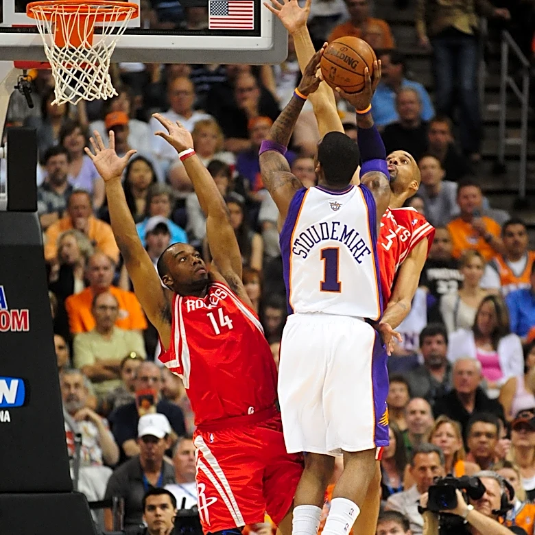 Houston Rockets jersey history No. 33 - Loren Woods (2008)