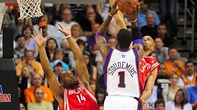 Houston Rockets jersey history No. 33 - Loren Woods (2008)