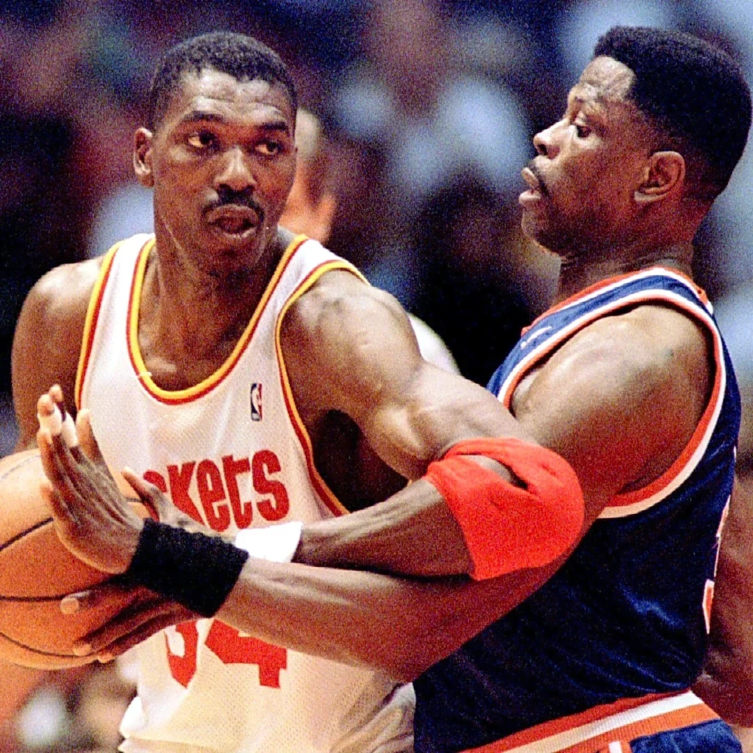 Houston Rockets jersey history No. 34 - Hakeem Olajuwon (1984-2001)