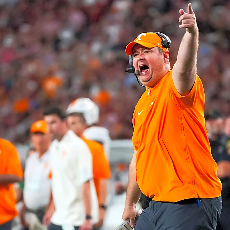 Tennessee coach talks Vols QB situation ahead of Alabama football game